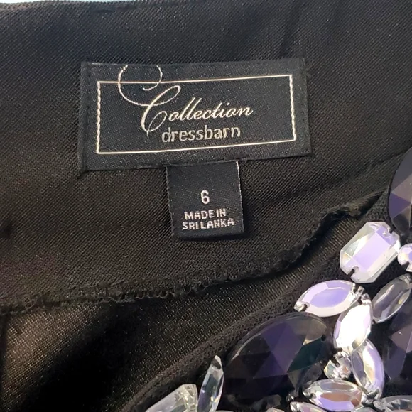 Womens LBD sz 6 π€ Midi cocktail dress, jeweled neckline, PERFECT condition π - Picture 3 of 11